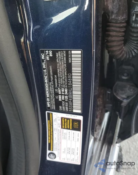 2017 Mercedes-Benz C 300 из США, поврежденный, VIN 55SWF4JB9HU184690